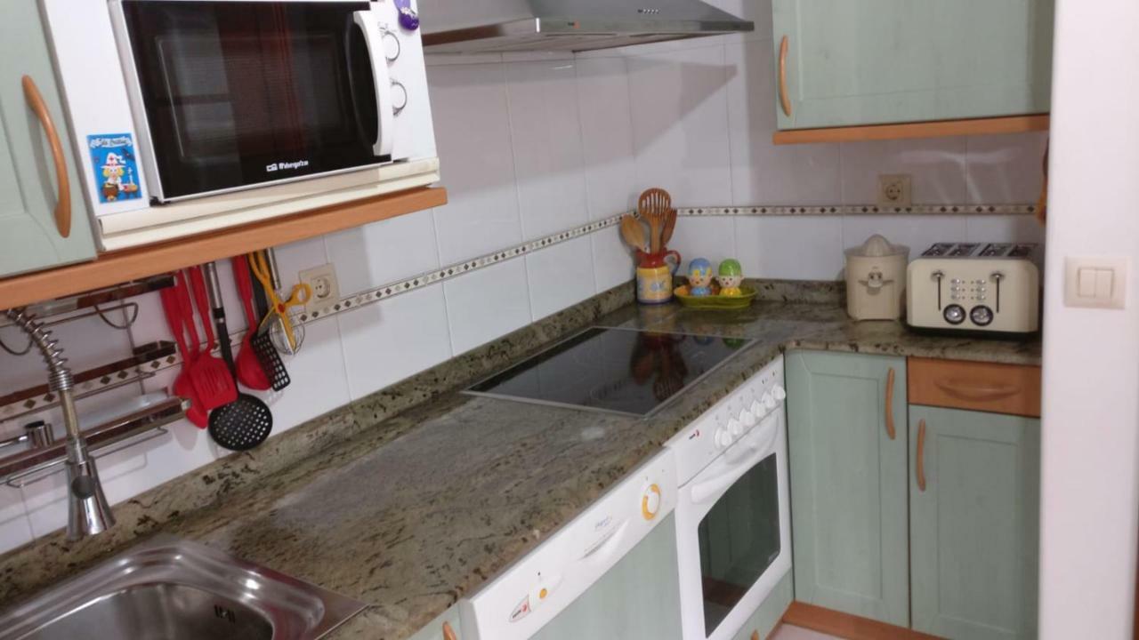 Acogedor Apartamento Cerca De Las Estaciones De Bus Y Tren โอโกรูญา ภายนอก รูปภาพ